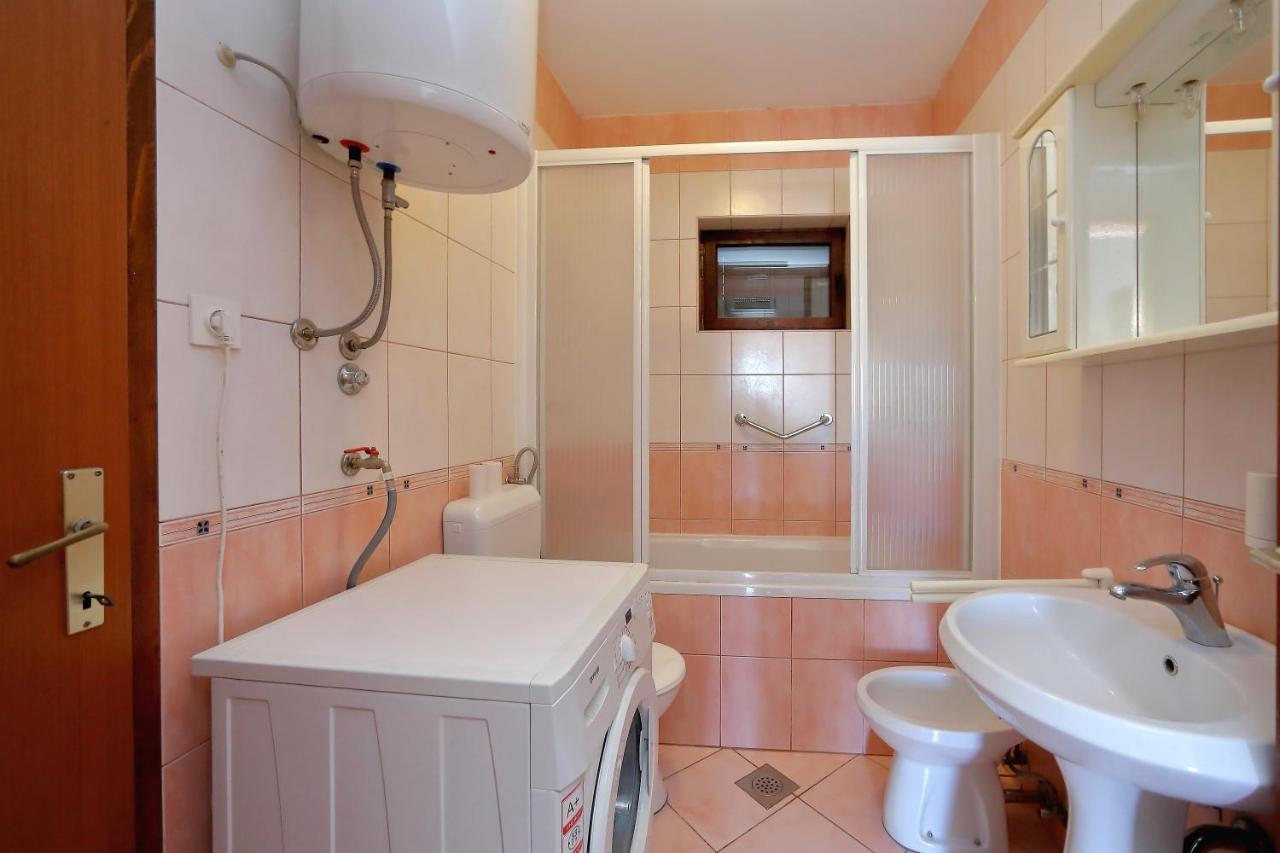 Apartmani Bruno Bibinje Exterior foto